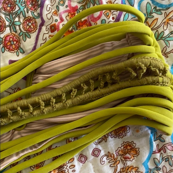 Acacia Set - Picture 6 of 7